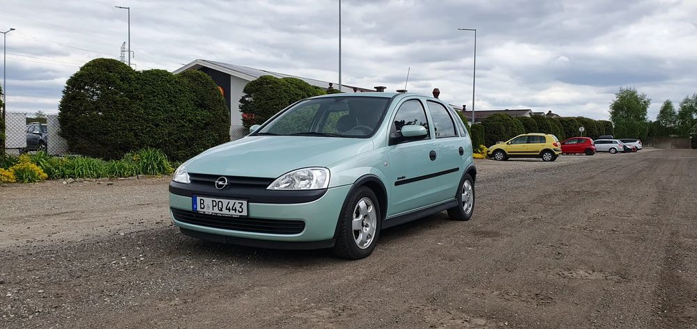 Opel Corsa C 1.0 12V Comfort 2001