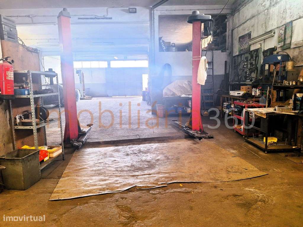 **Armazém para Venda - Oportunidade Única!**-13