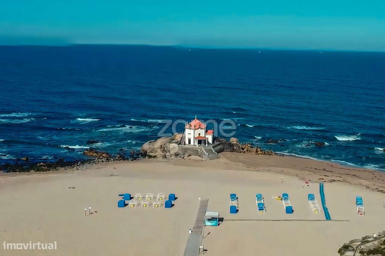 Moradia T3 junto á Praia do Sr.da Pedra com garagem e suíte em VN.G... - Grande imagem: 5/44