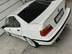 BMW Seria 3 318is - 9