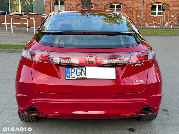 Honda Civic 1.8 Sport - 17