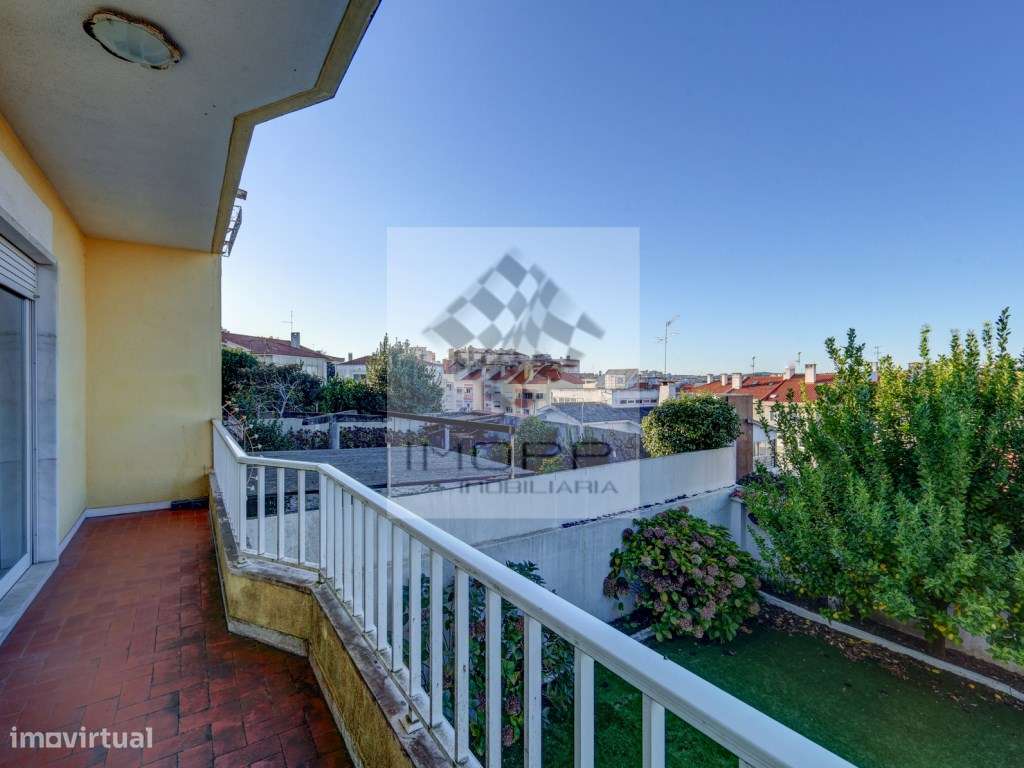 Moradia de Excelência na Amadora - Exclusividade, Conforto e Locali...-25