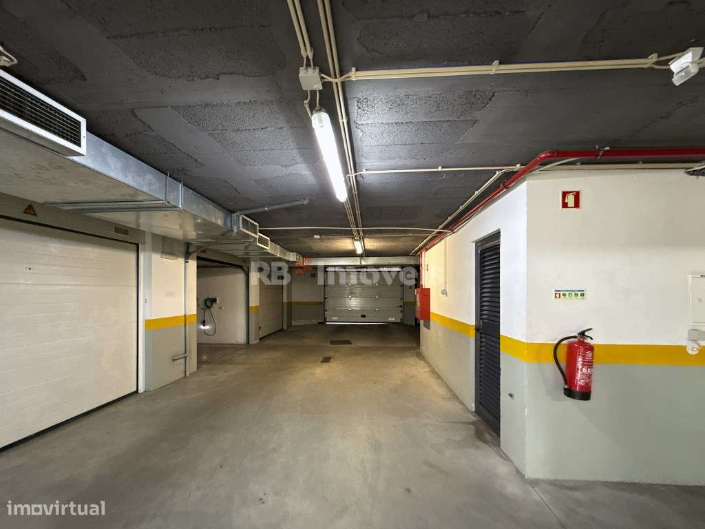 Apartamento T3 em condomínio privado com piscina-47