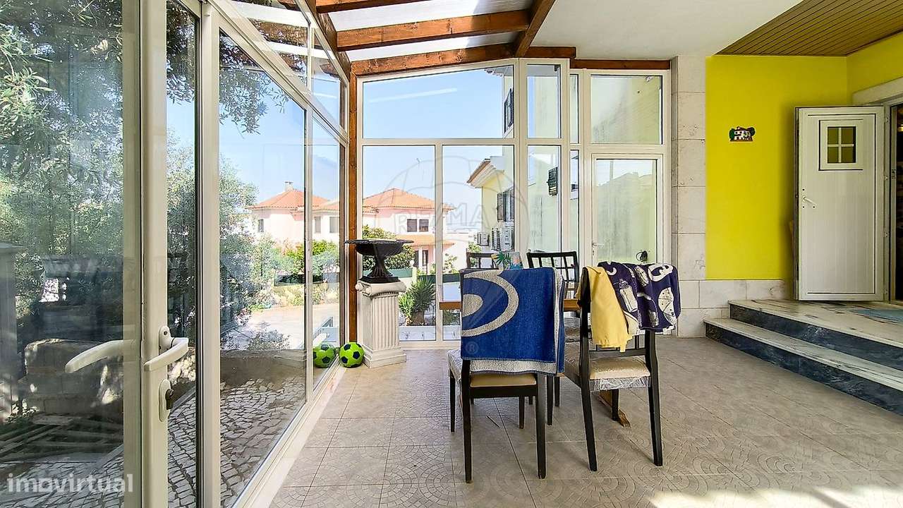 Moradia T5 para venda-20