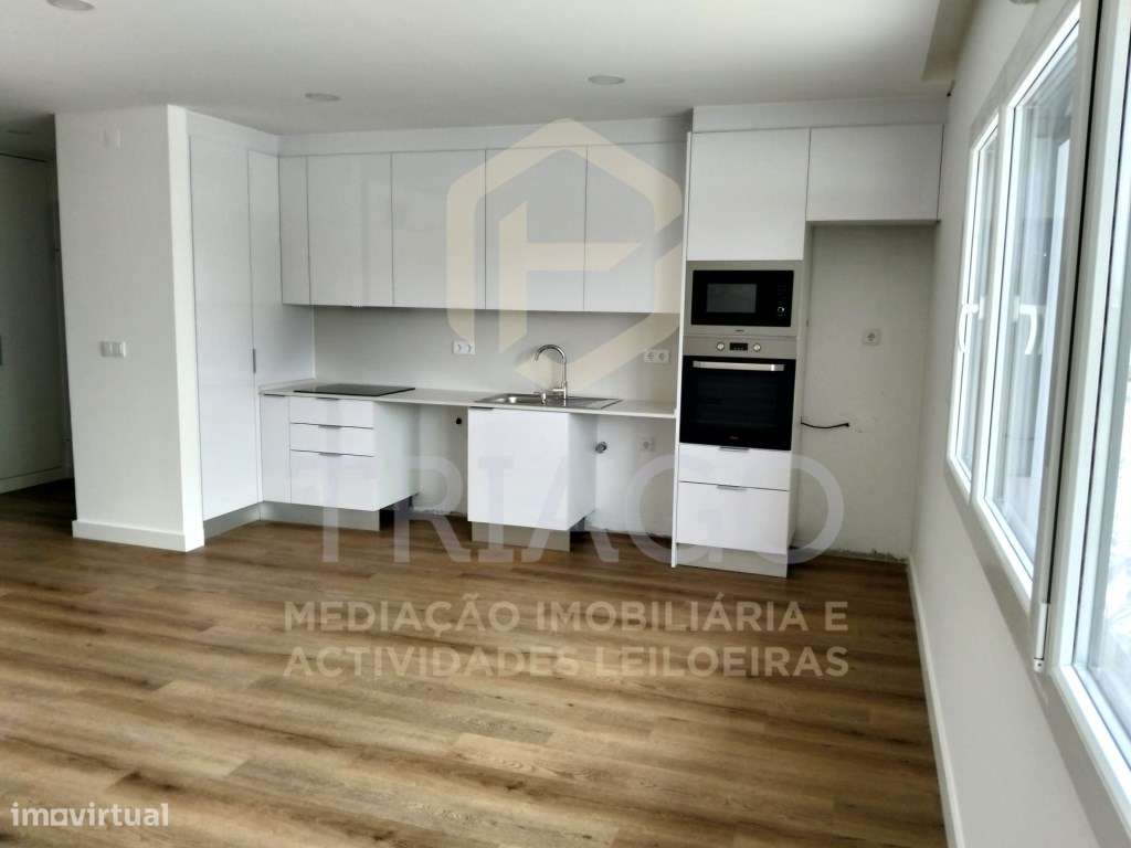 Apartamento T2 NOVO para Arrendamento - Grande imagem: 2/14