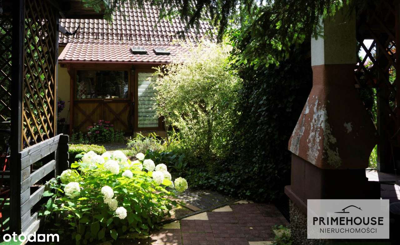 Unikatowy dom z ogrodem przy lesie ogród zimowy!-17