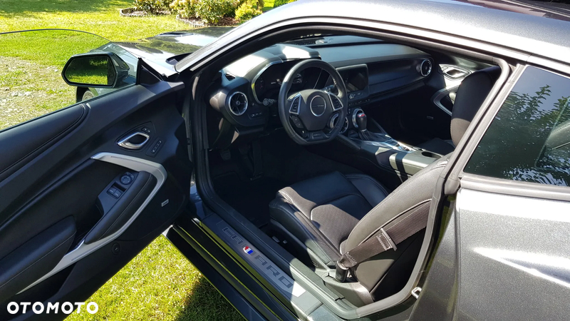 Chevrolet Camaro Coupe 6.2 V8 - 2