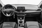 Hyundai I30 1.5 DPI Classic + - 17