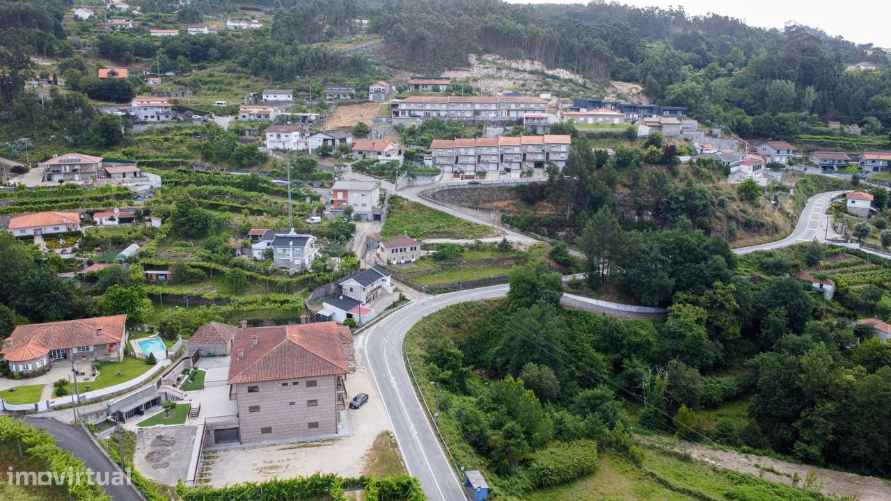 MORADIA T2 COM VISTAS PANORÂMICAS NO MARCO DE CANAVESES-5