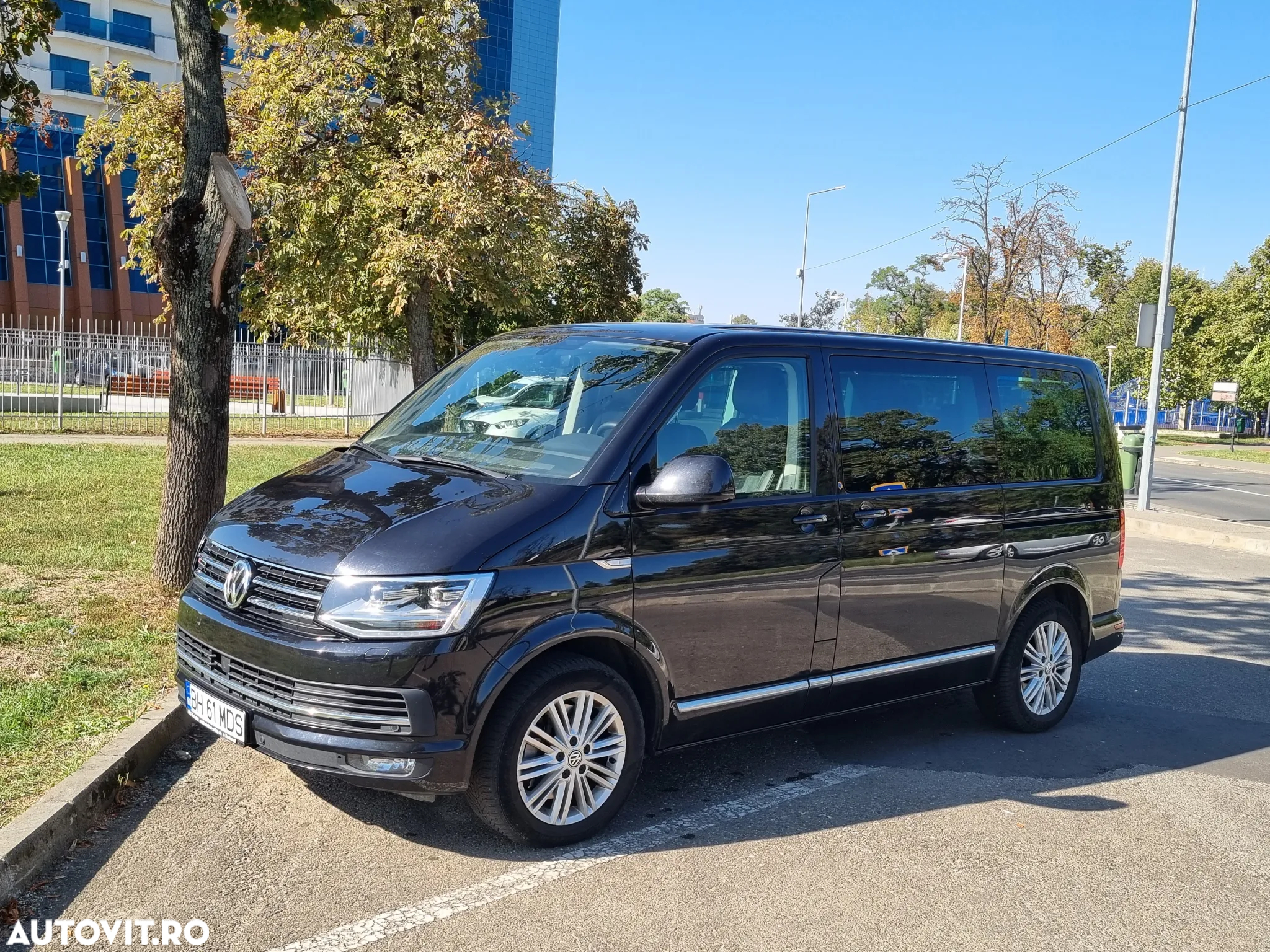 Volkswagen Transporter Multivan T6.1 2.0 TDI 150 KW KR Highline DSG 4M - 3