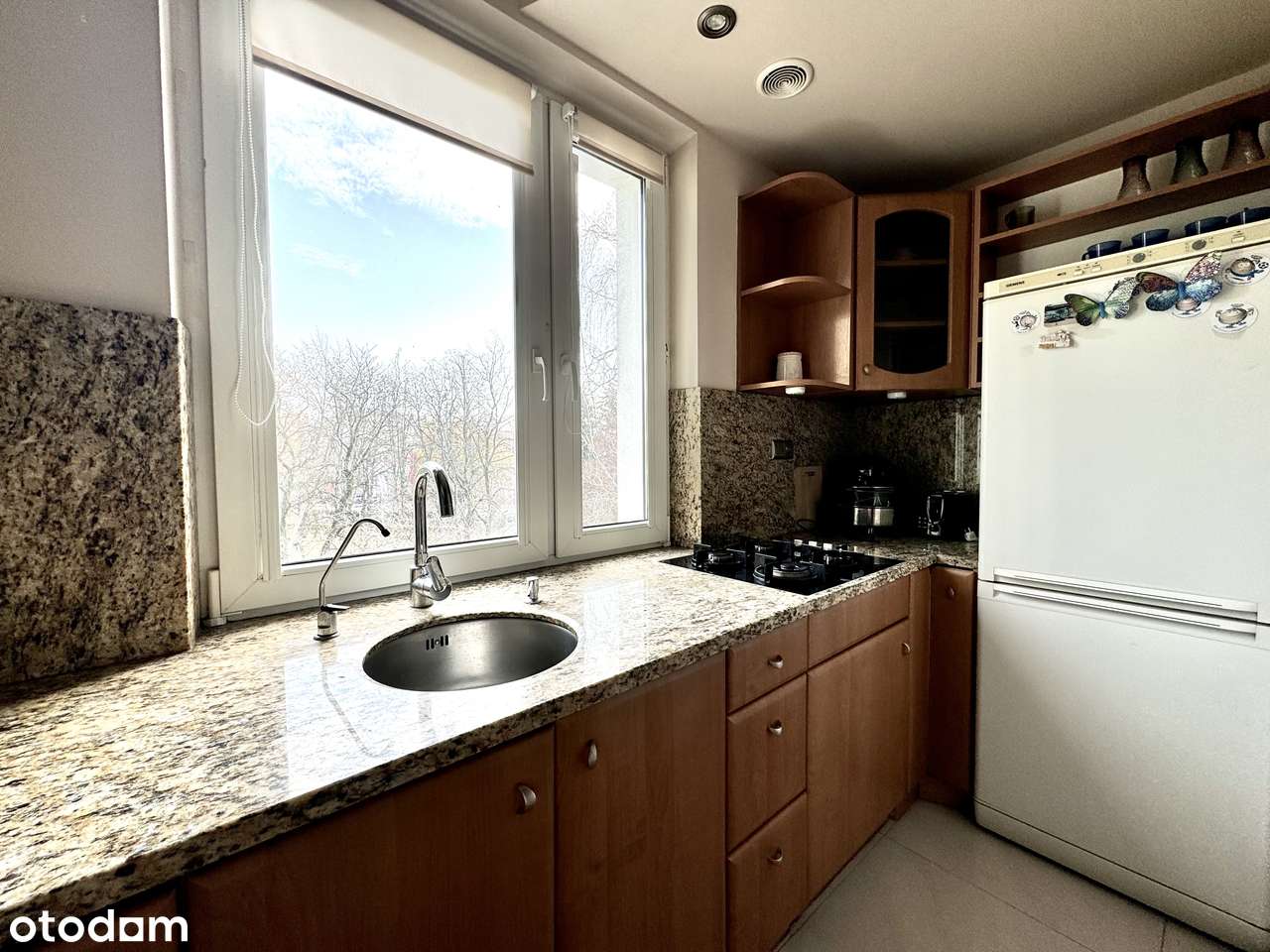 Przytulne 32 m² z osobną kuchnią – tuż przy metrze Wierzbno!!!-2