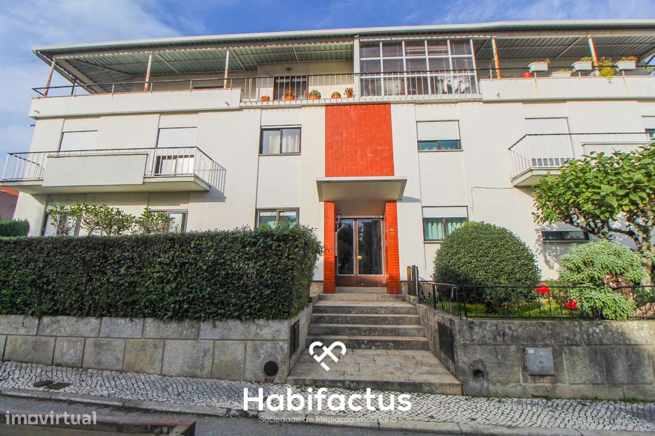 Apartamento T3 com terraço no centro de Viseu - Grande imagem: 2/18