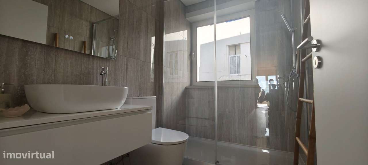 Apartamento T3 com  2 varandas e vistas de mar. A 1 minuto da praia-14