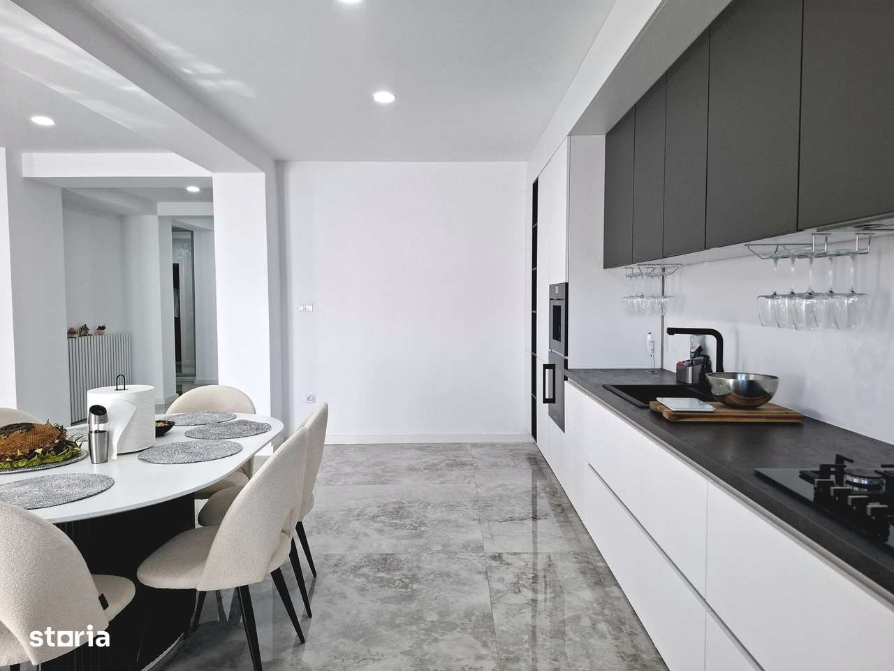 Vila cu 5 camere de vanzare, Strejnicu-5