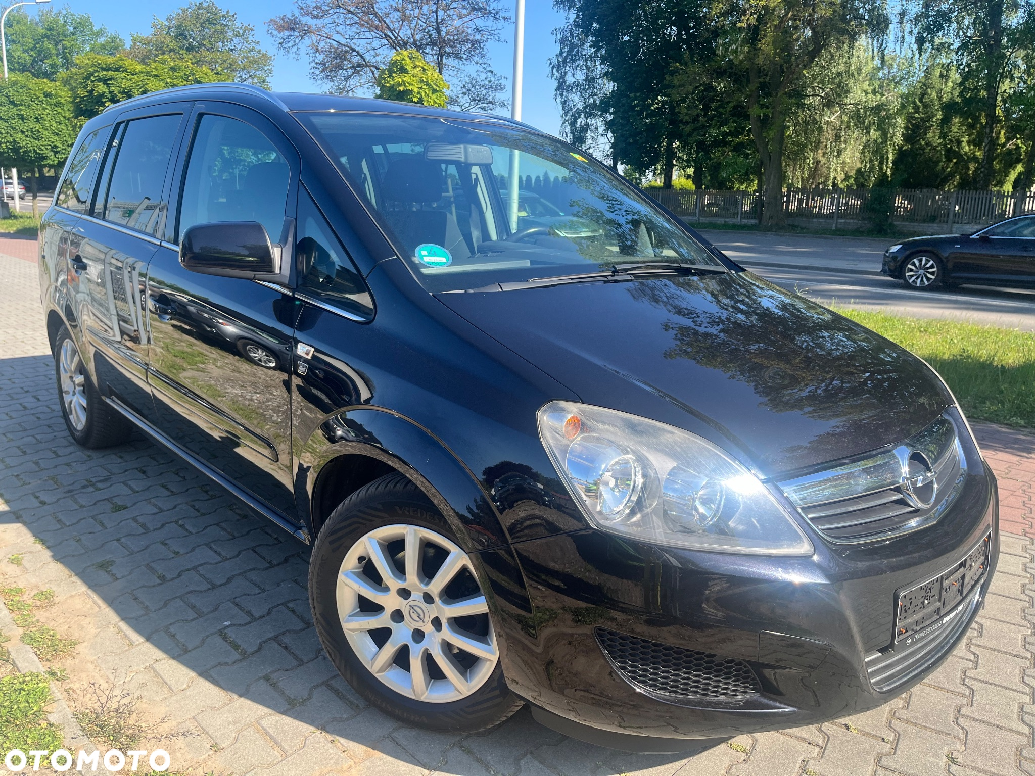 Opel Zafira - 9