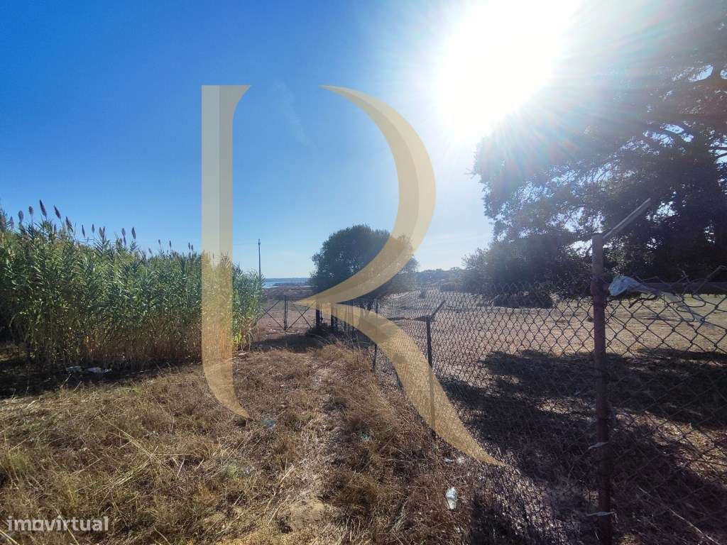 Terreno em Palhais - Barreiro - Grande imagem: 5/10