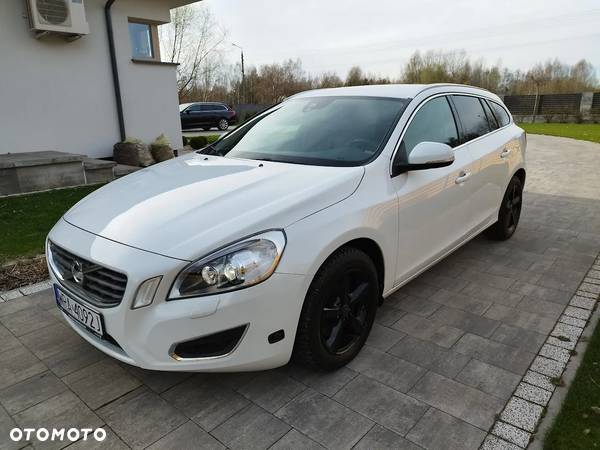 Volvo V60 T4 R-Design Summum - 5