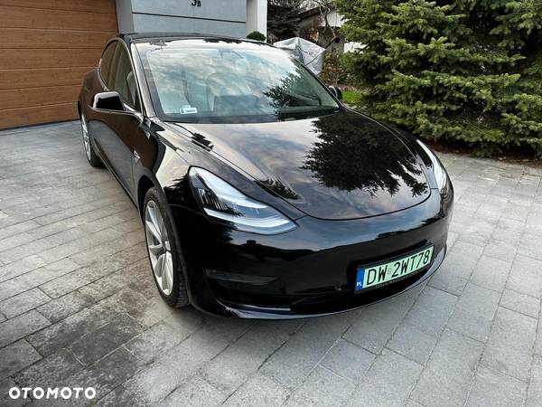 Tesla Model 3 Langstreckenbatterie Allradantrieb Dual Motor Performance - 1