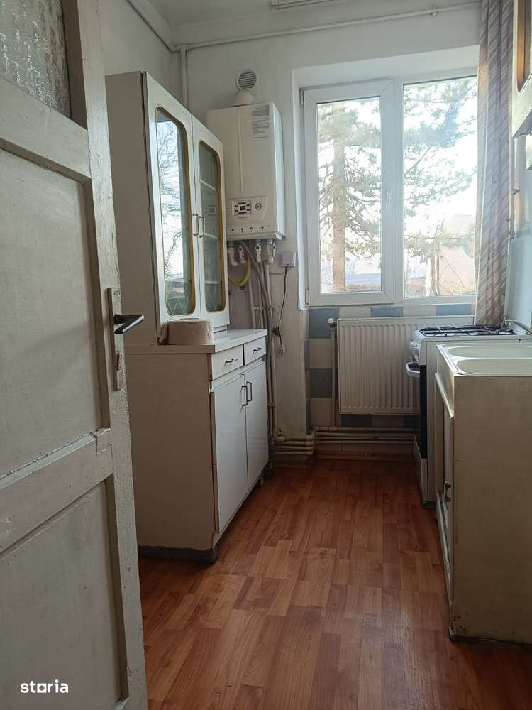 Garsoniera zona Unirii-1