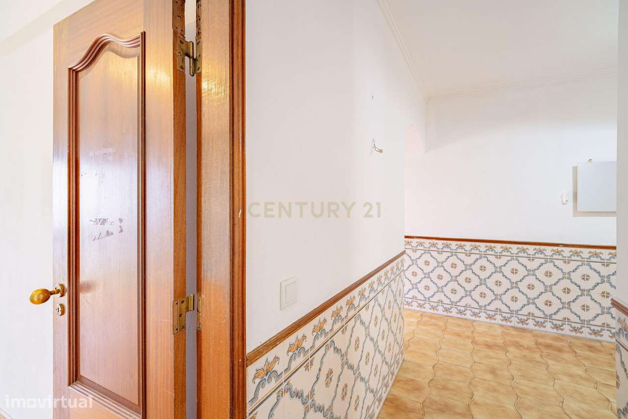 Apartamento T3 com Vista Rio Arrentela-11