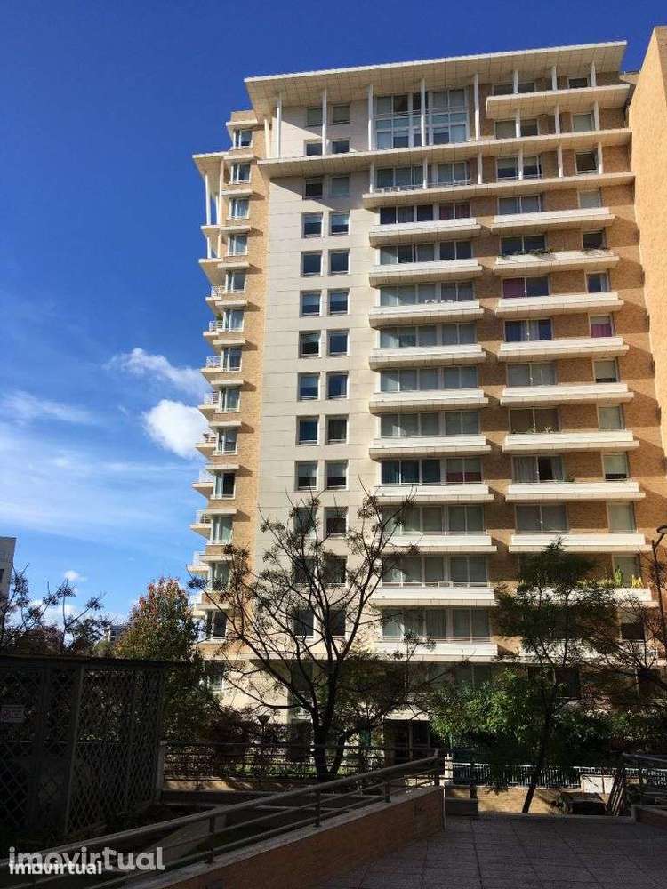 T1 Lumiar - Edificio Dolce Far Niente - Grande imagem: 2/14