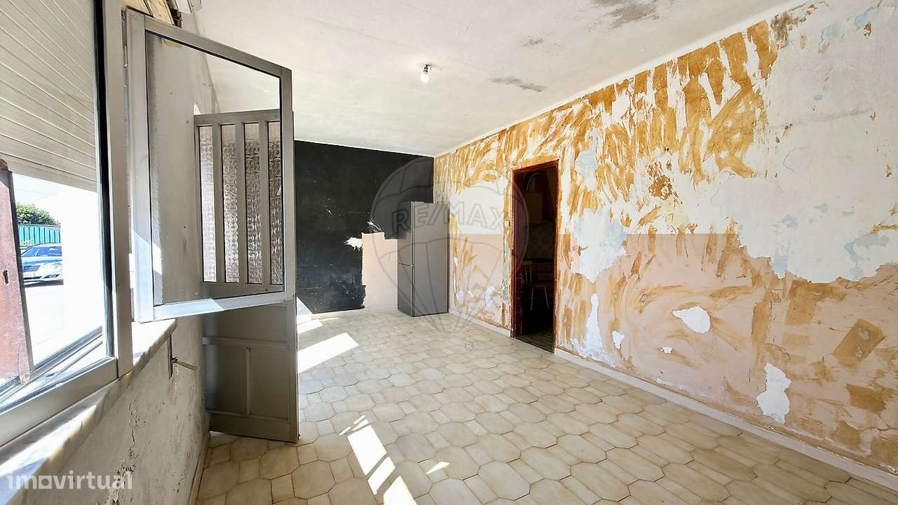 Moradia T2 para venda-7