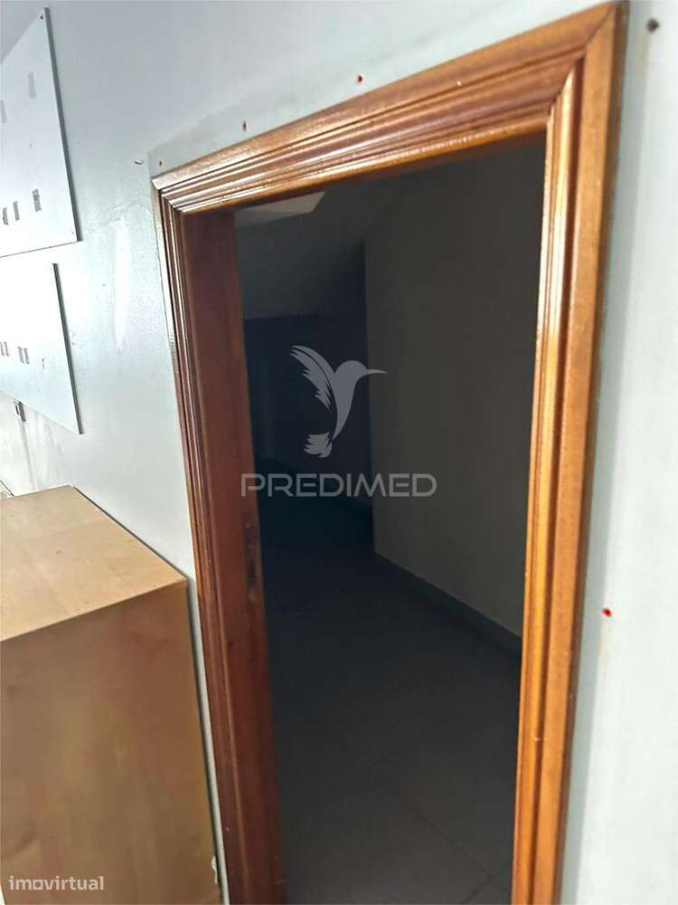 Loja na Amadora - Grande imagem: 5/6