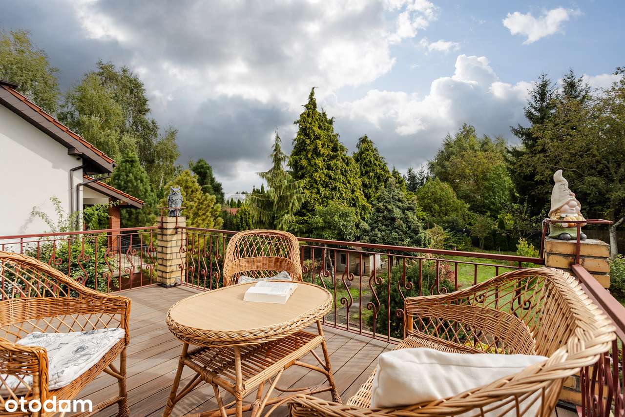 Piękny dom z uroczym ogrodem w Szczepankowie-9