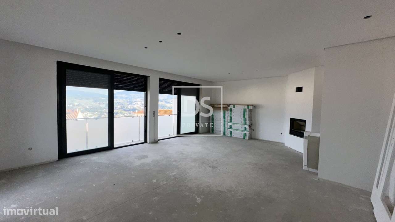 Última Moradia T3 em Amarante | 309 m² | Garagem 4 Carros | Vista Pano-8