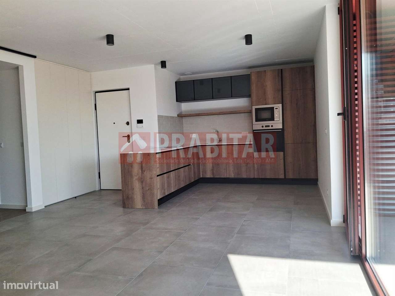 APARTAMENTO T2 . NOVO-5