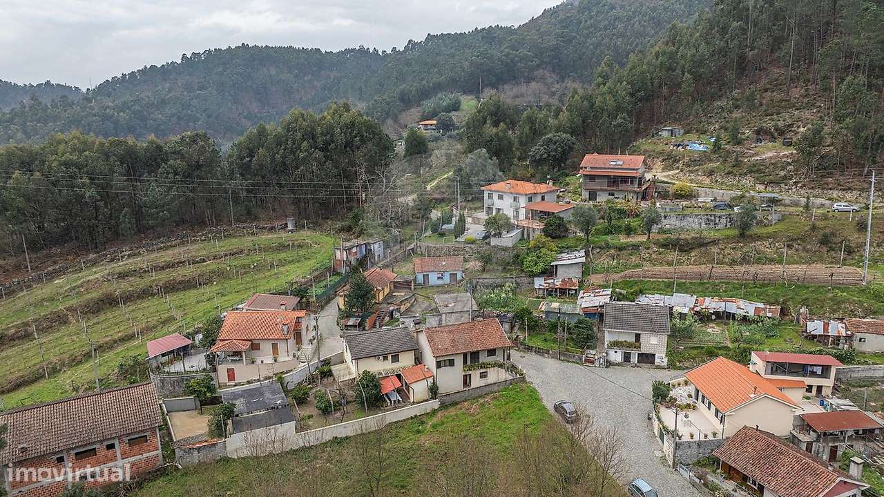 Moradia T1 para venda - Grande imagem: 2/15