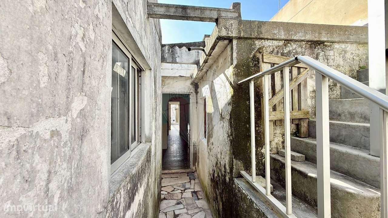 Moradia T2 para venda-30