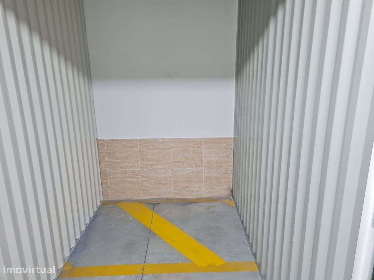 Garagem fechada - Grande imagem: 5/6