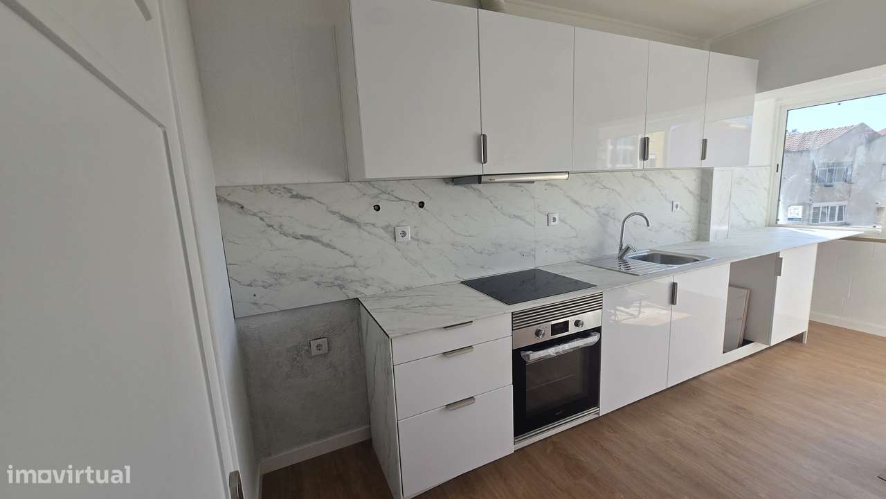 T2+1 totalmente remodelado Amora-7