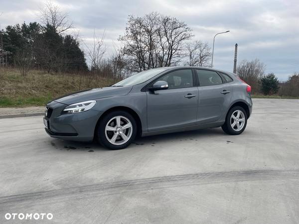 Volvo V40 T2 Kinetic - 3