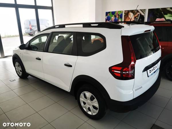 Dacia Jogger 1.0 TCe Essential 7os - 4