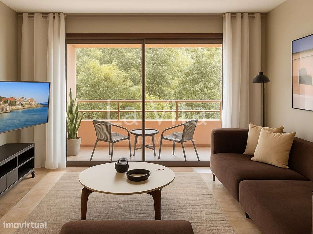 Apartamento T3, totalmente remodelado, no Bairro do Rosário em Casc...-0