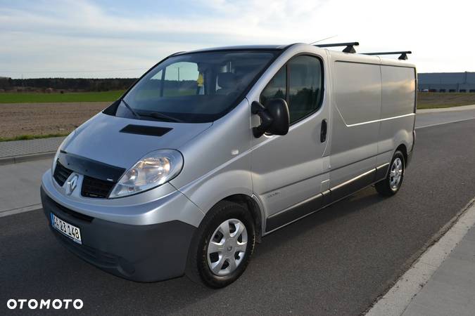 Renault Trafic - 2