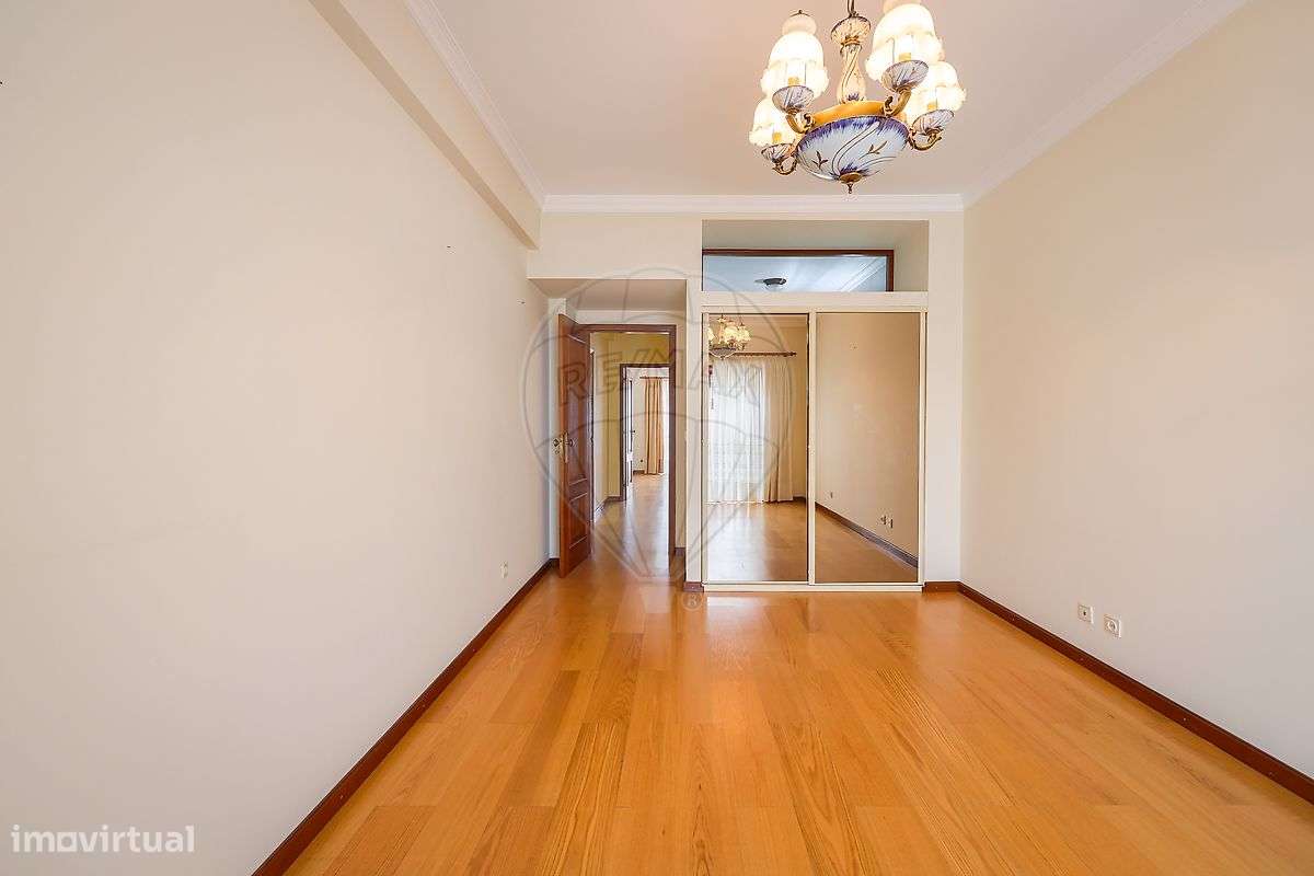 Apartamento T3 Duplex em São Bernardo-30