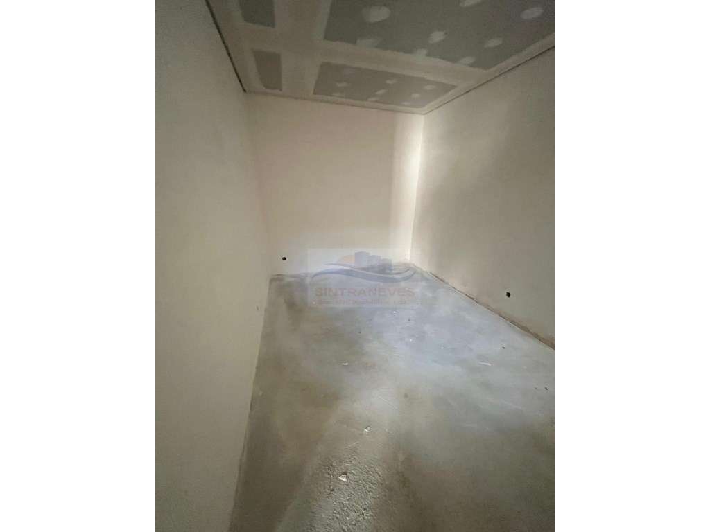 Moradia dos Sonhos 3 Suítes, Piscina, Painel Solar, 4 Vagas Garagem...-5