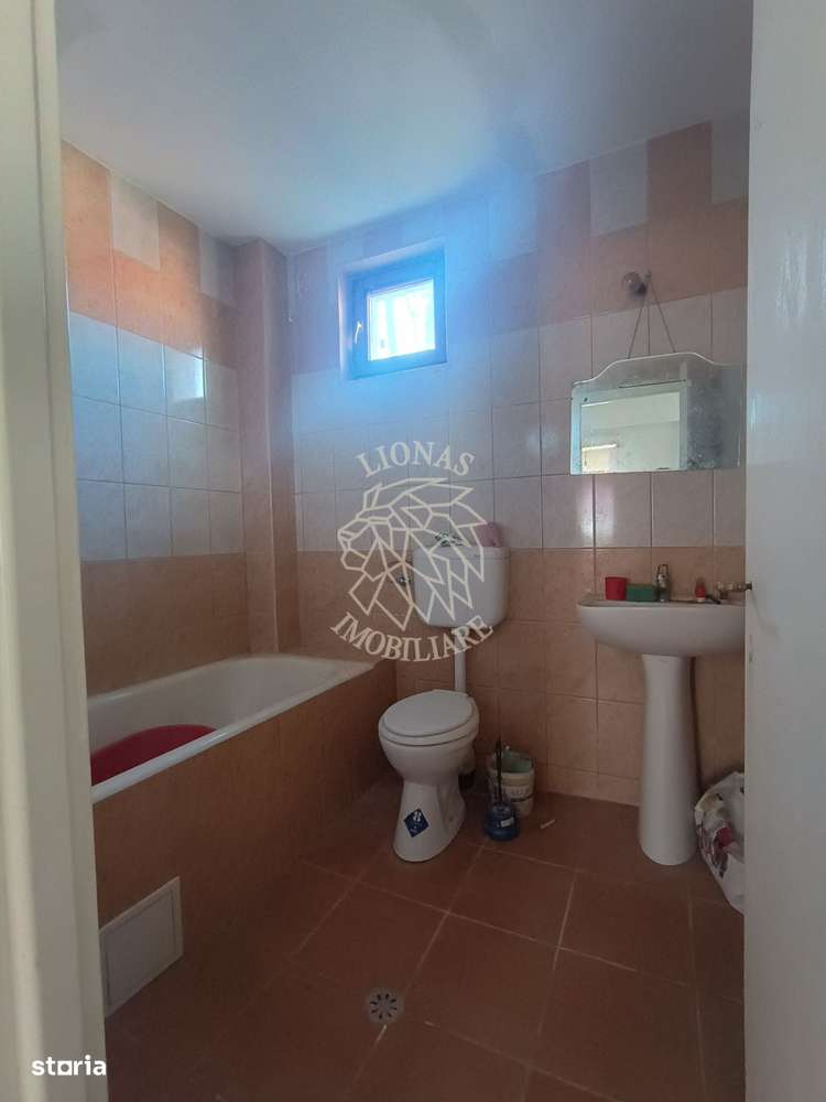 Casa P+M 3 camere 110 mp-teren 1400 mp-Zona Valea Jelnei - Imagine principală: 4/18