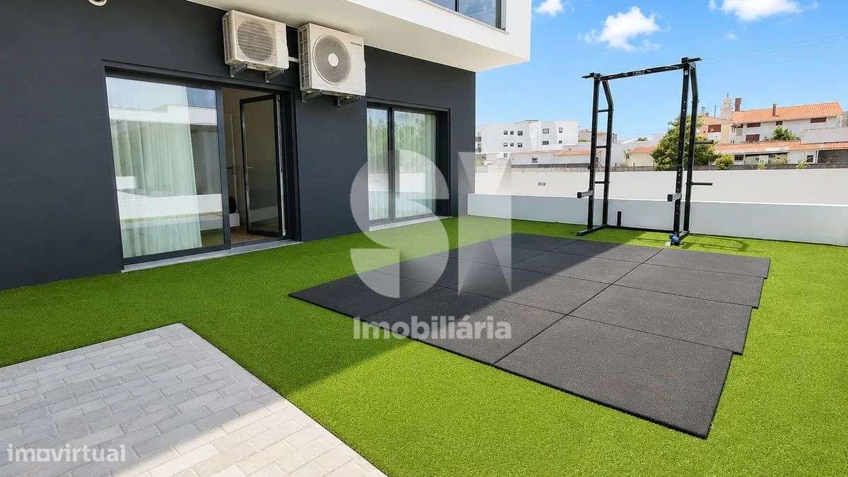 T2 com Jardim, Terraço e Garagem | Marinha Grande-23
