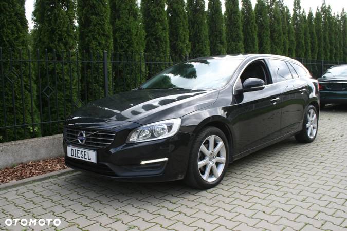 Volvo V60 D3 Drive-E Dynamic Edition (Momentum) - 14