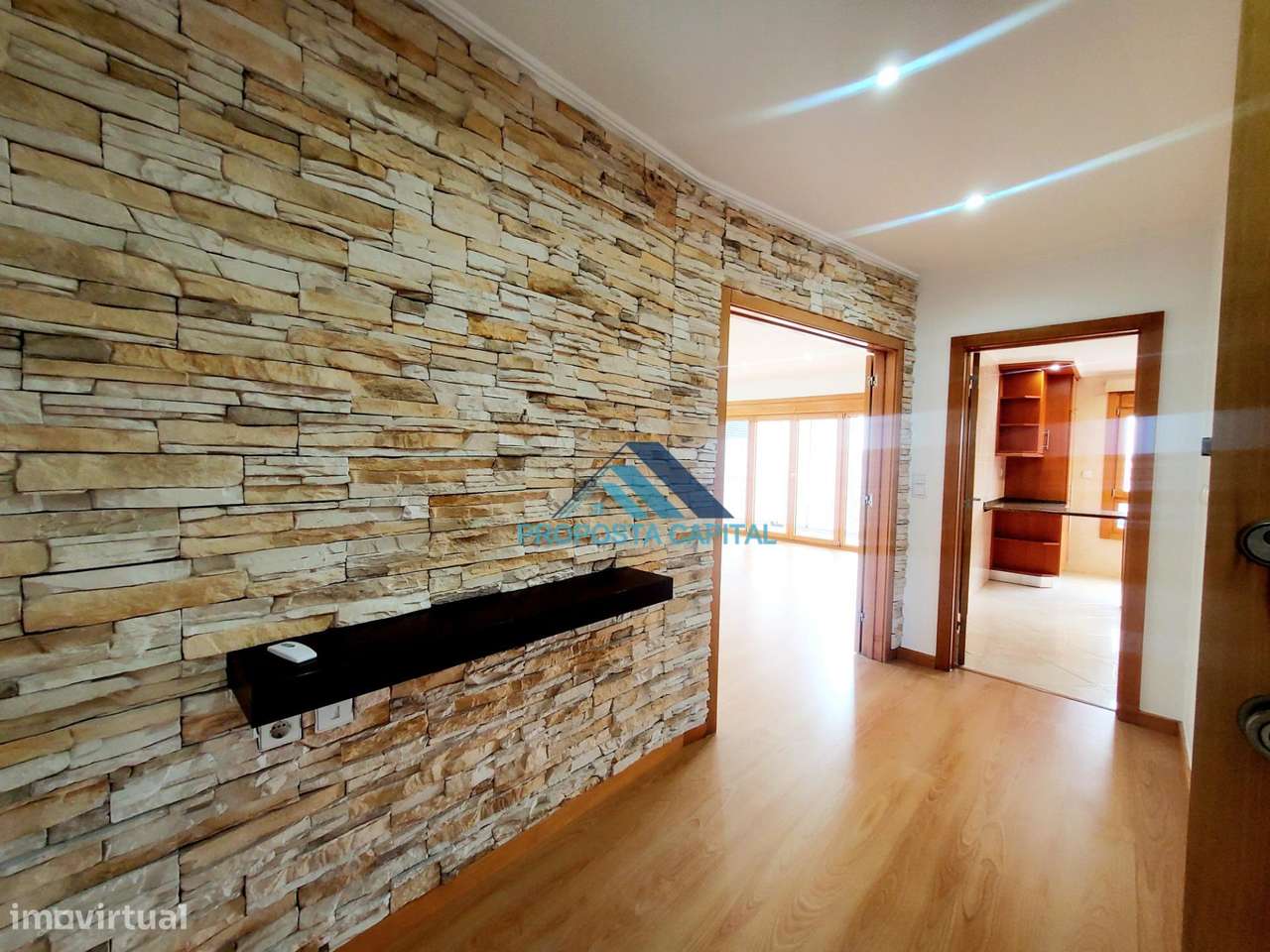 APARTAMENTO T3 C/ 4 LUGARES DE ESTACIONAMENTO | COLINAS DO CRUZEIRO - Grande imagem: 2/60