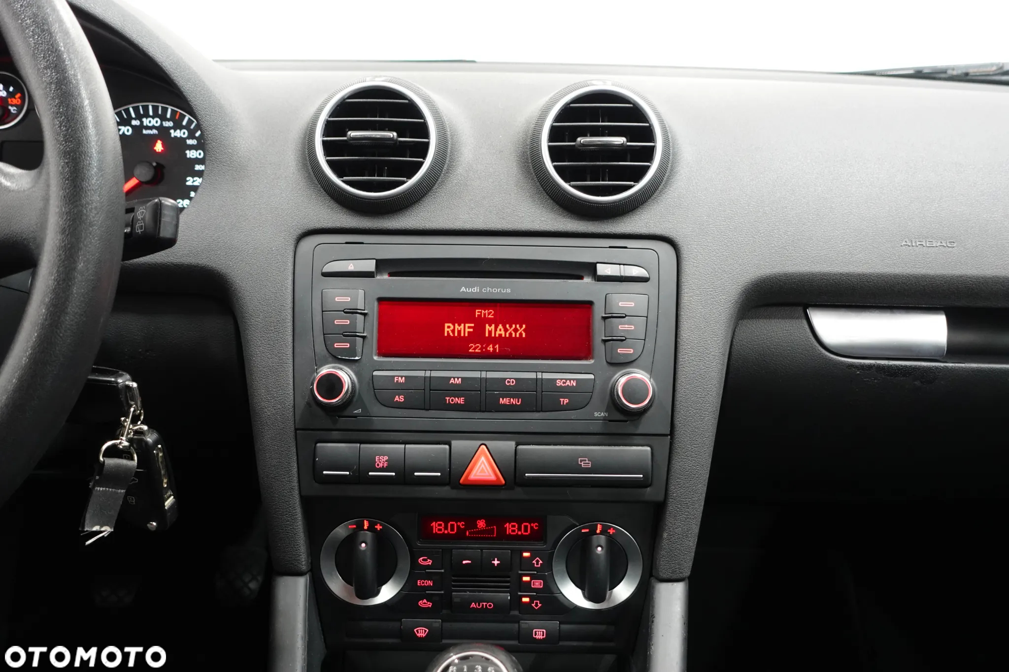 Audi A3 1.6 Ambiente - 35