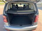 Volkswagen Touran 2.0 TDI DPF DSG Highline - 12