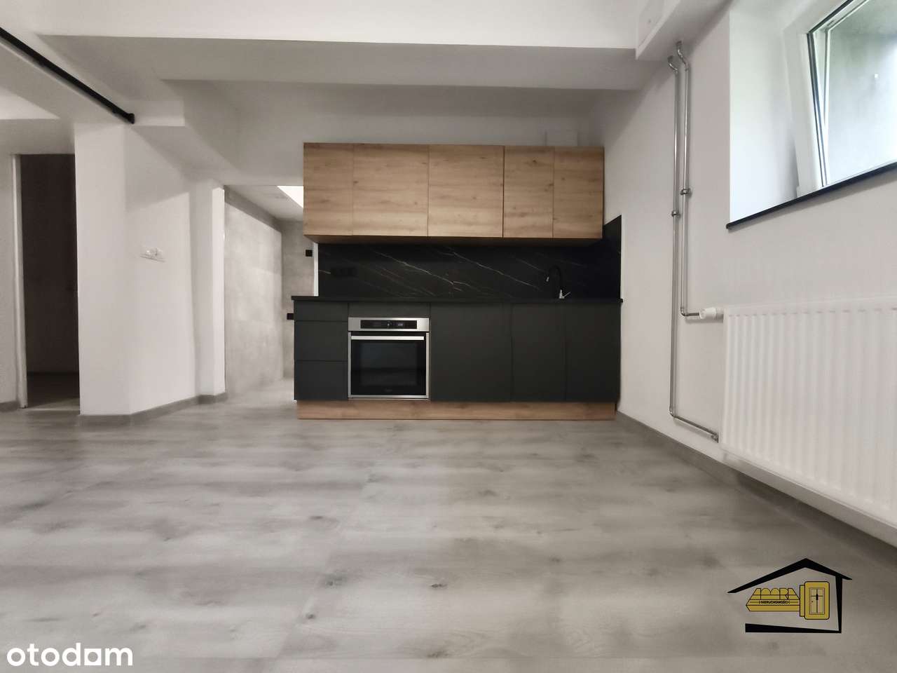 Przestronna kawalerka z oddzielną sypialnią, Katowice os. Tysiąclecia - Pełny obrazek: 3/12