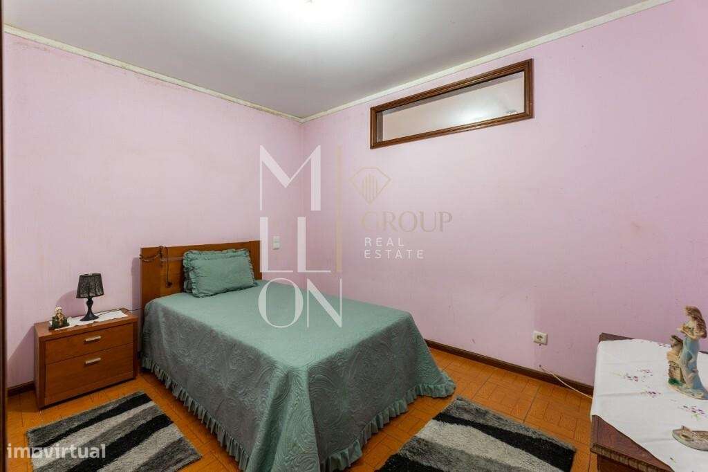 APARTAMENTO T3 COM 120M2 EM GRIJÓ-19