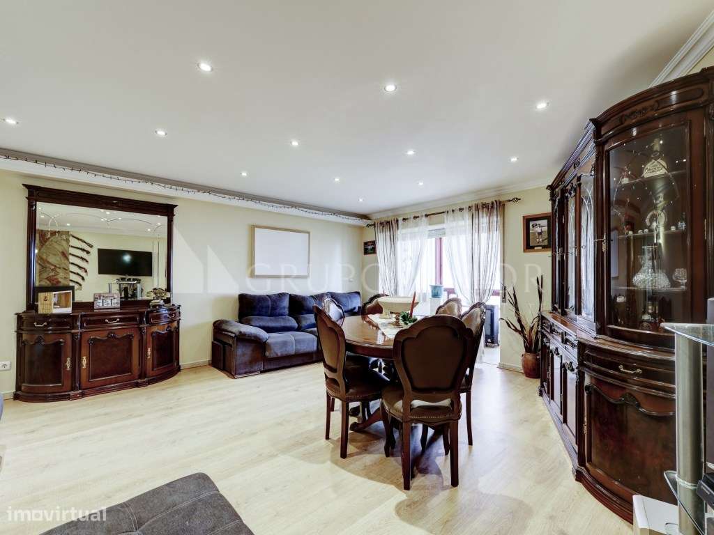 Apartamento T2 com Arrecadação, em Rio de Mouro - Grande imagem: 4/26