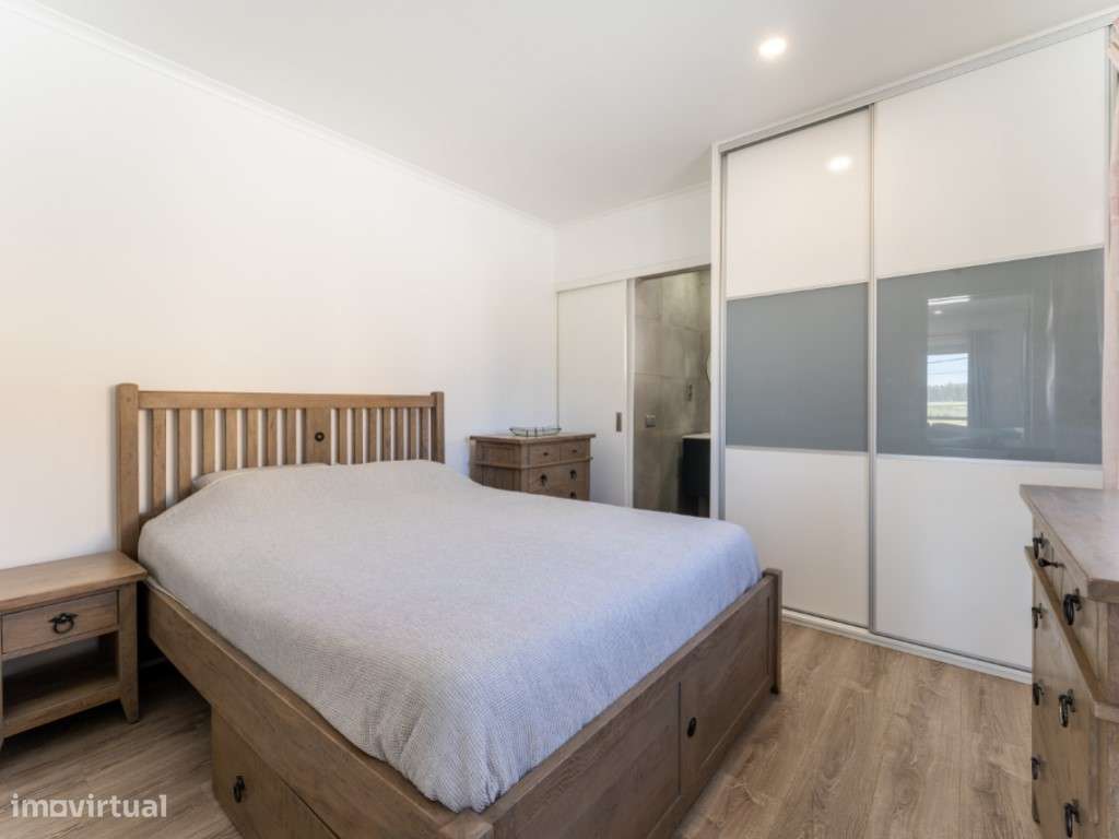 Moradia T3 com Terraço e Churrasqueira no Nadadouro-6